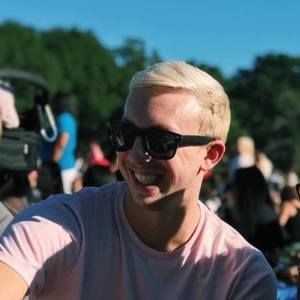 Meet your Posher, Bennett